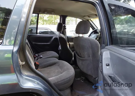 2001 Jeep Grand Cherokee Laredo из США, поврежденный, VIN 1J4GW48SX1C585867